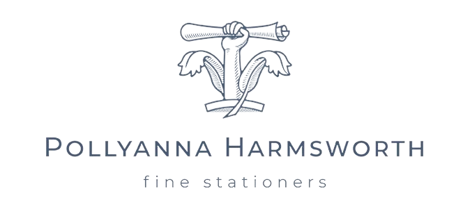 Polly Harmsworth logo