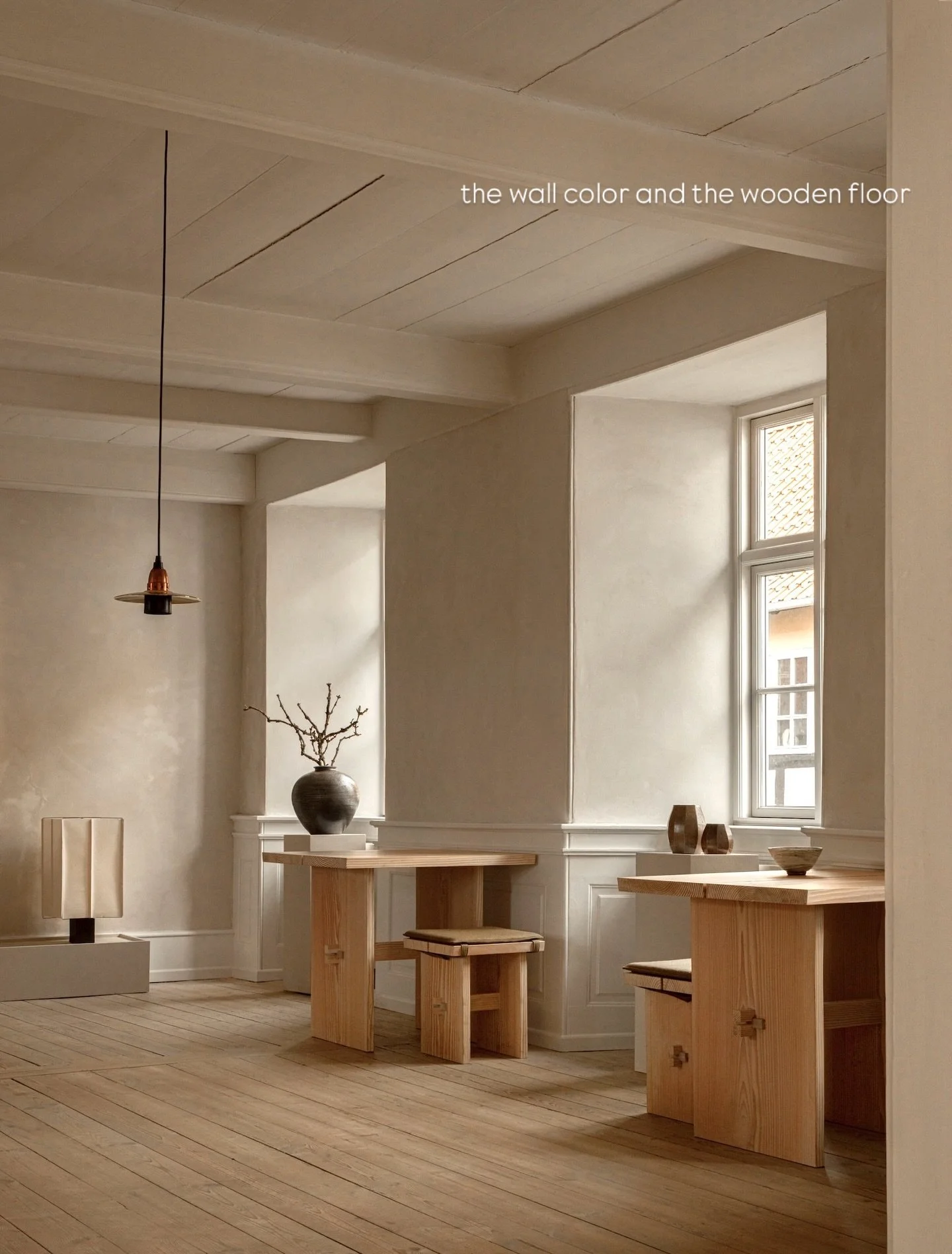 A round of inspiration before the year ends. Which one is your favorite? ✨

#himeraestudio #minimalinteriors #warminteriors #residentialinteriors #interiordesign