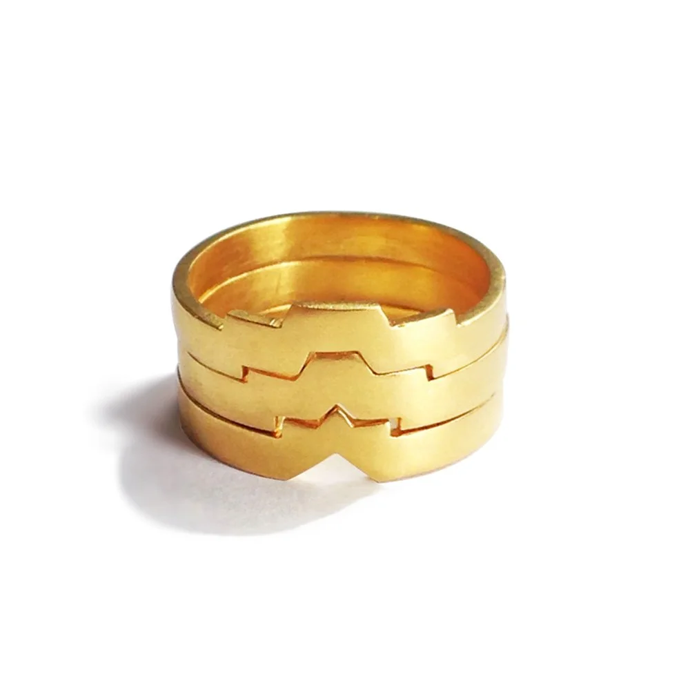 Sirocco ring in sterling silver plated in 18ct yellow gold front view on white background - NOMERA Jewellery