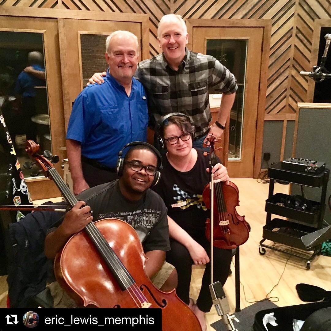 So happy to have you guys over. The songs sound amazing! #recordingstudio 
#Repost @eric_lewis_memphis
・・・
Tracking strings today