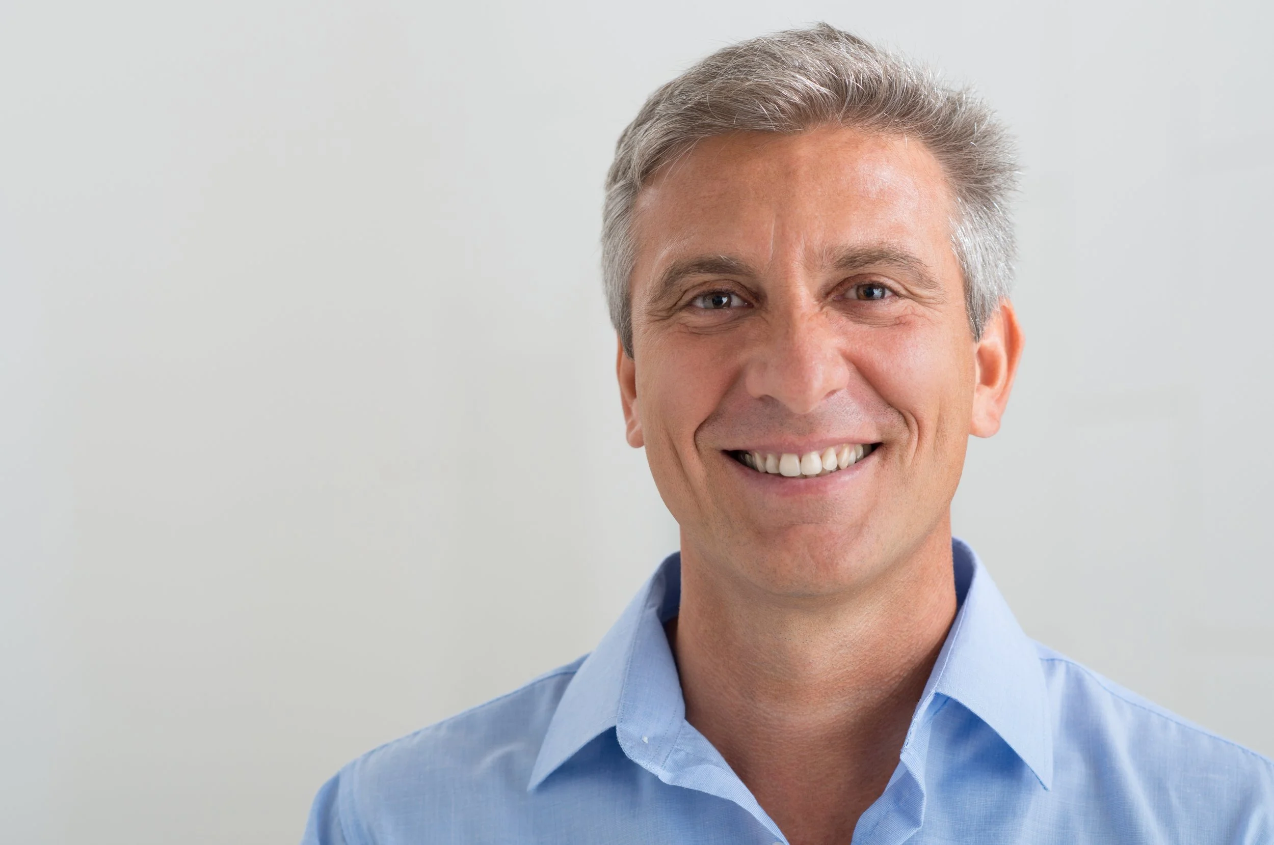 book a free call with Topline Growth Specialist Peter Strohkorb