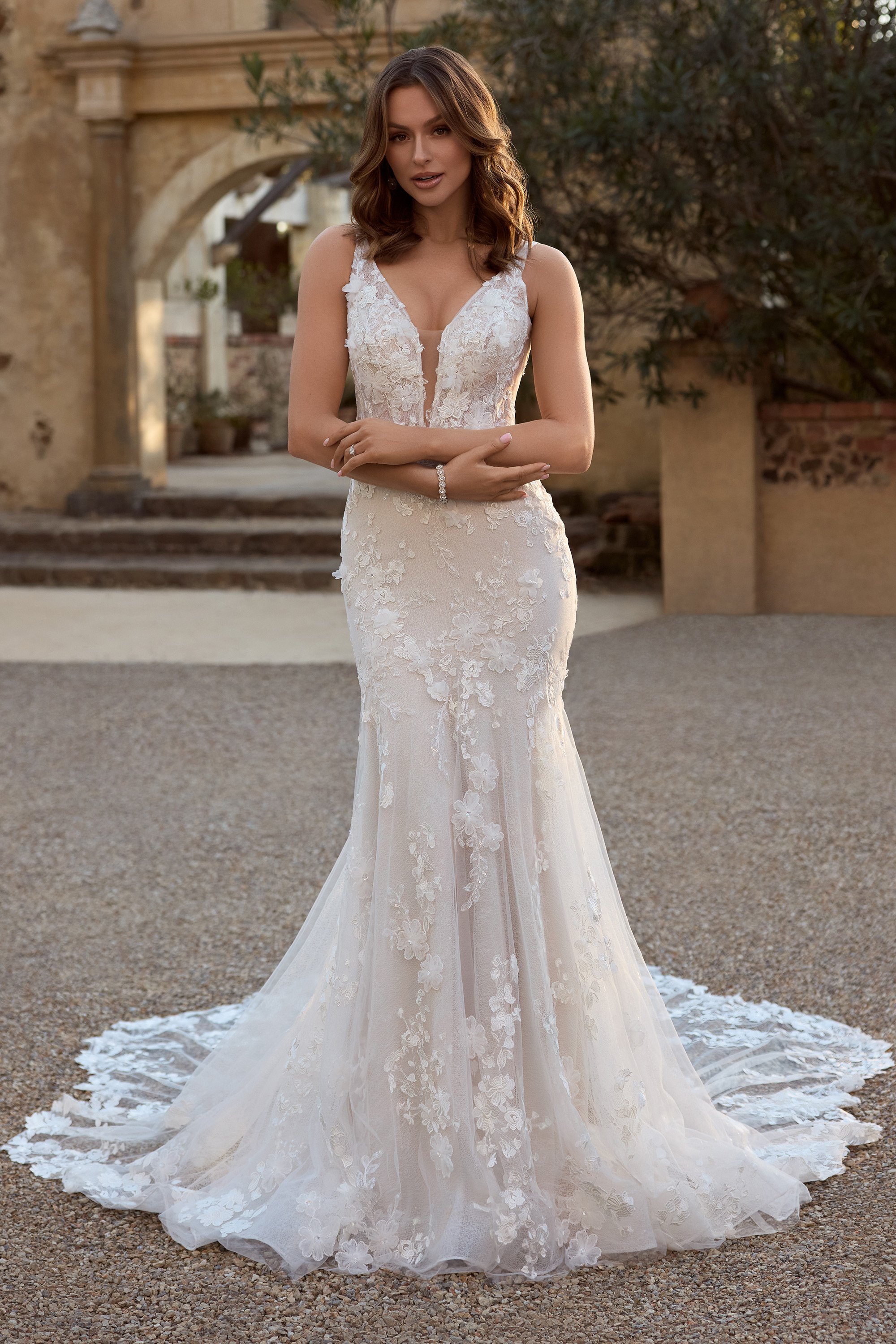 Seville - Sophia Tolli Premiere, Size 12, $1,399, Ivory/Blush