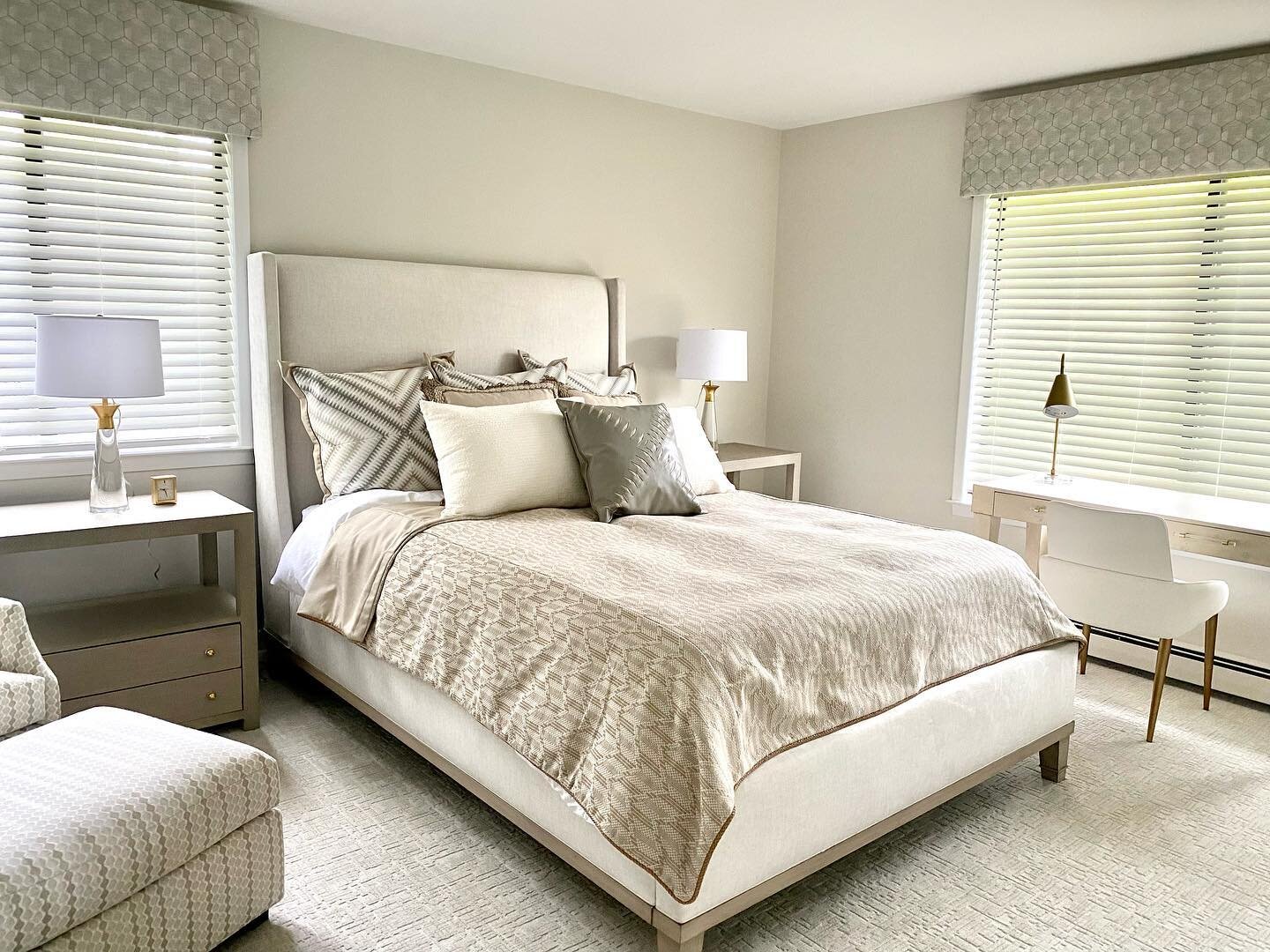 AFI: Guest Room #interiordesign #interiordesigner 
#westchesterdesign #homedesign #localdesigner #chicinteriors #alisonfriedricksinteriors #interiordesigners #moveinday #fundesign #trendydesign #interiordesigntrends #designfollow #homedecor #decor #c