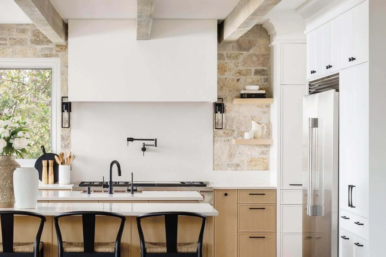 we design thoughtful, livable spaces