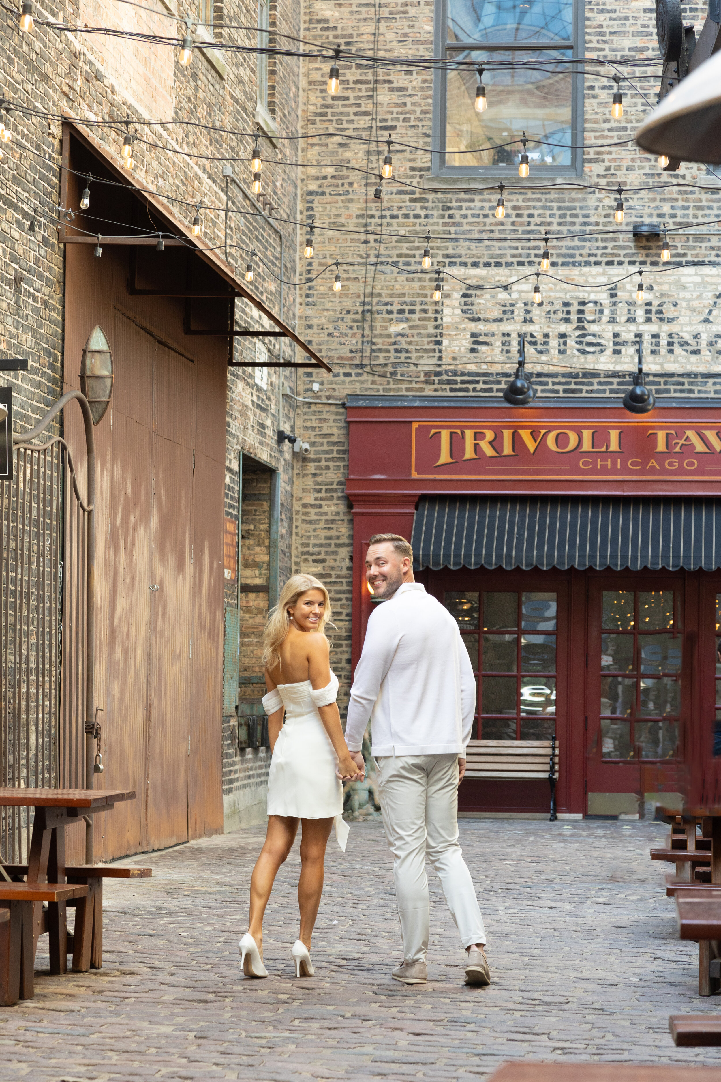 Downtown Chicago Engagement Shoot