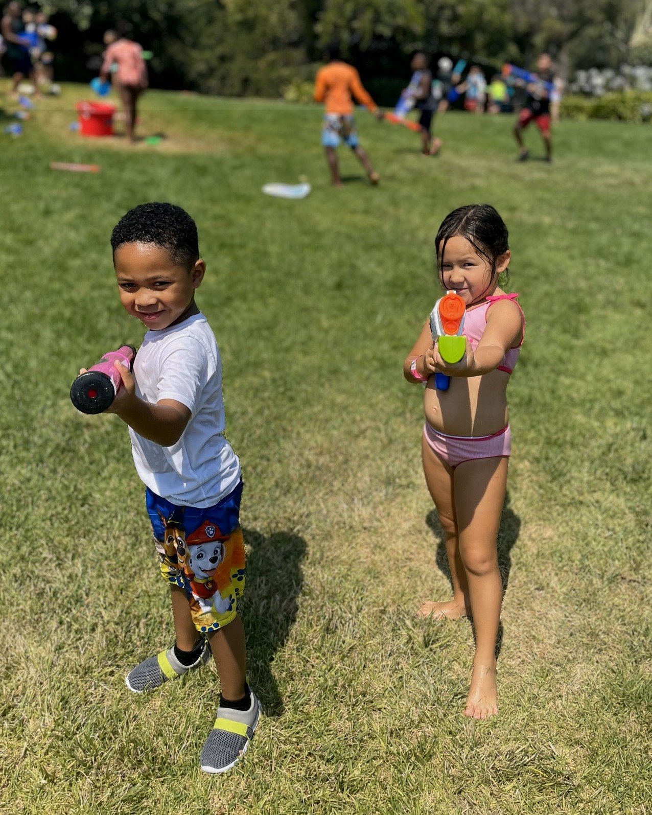 🌞Campers, don't forget to pack a swimsuit or a complete change of clothes, a towel, water shoes, sunblock, and a plastic bag for wet clothes for water-play days at the Burrage Mansion! 😎 🌊 
📆 Tuesdays for TK - 2nd grade
📆 Thursdays for 3rd - 5th