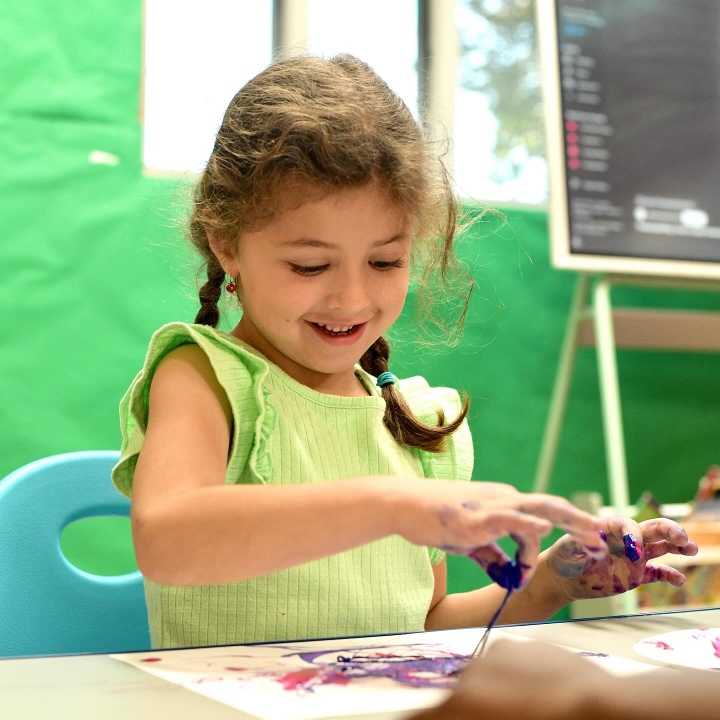 Our Spring Art Camp is in full swing 🌸💫
With some string, paint, and a whole lot of fun, our campers turned simple materials into magical creations! 

#CreativeCamp #ArtAdventure #FunWithPaint
