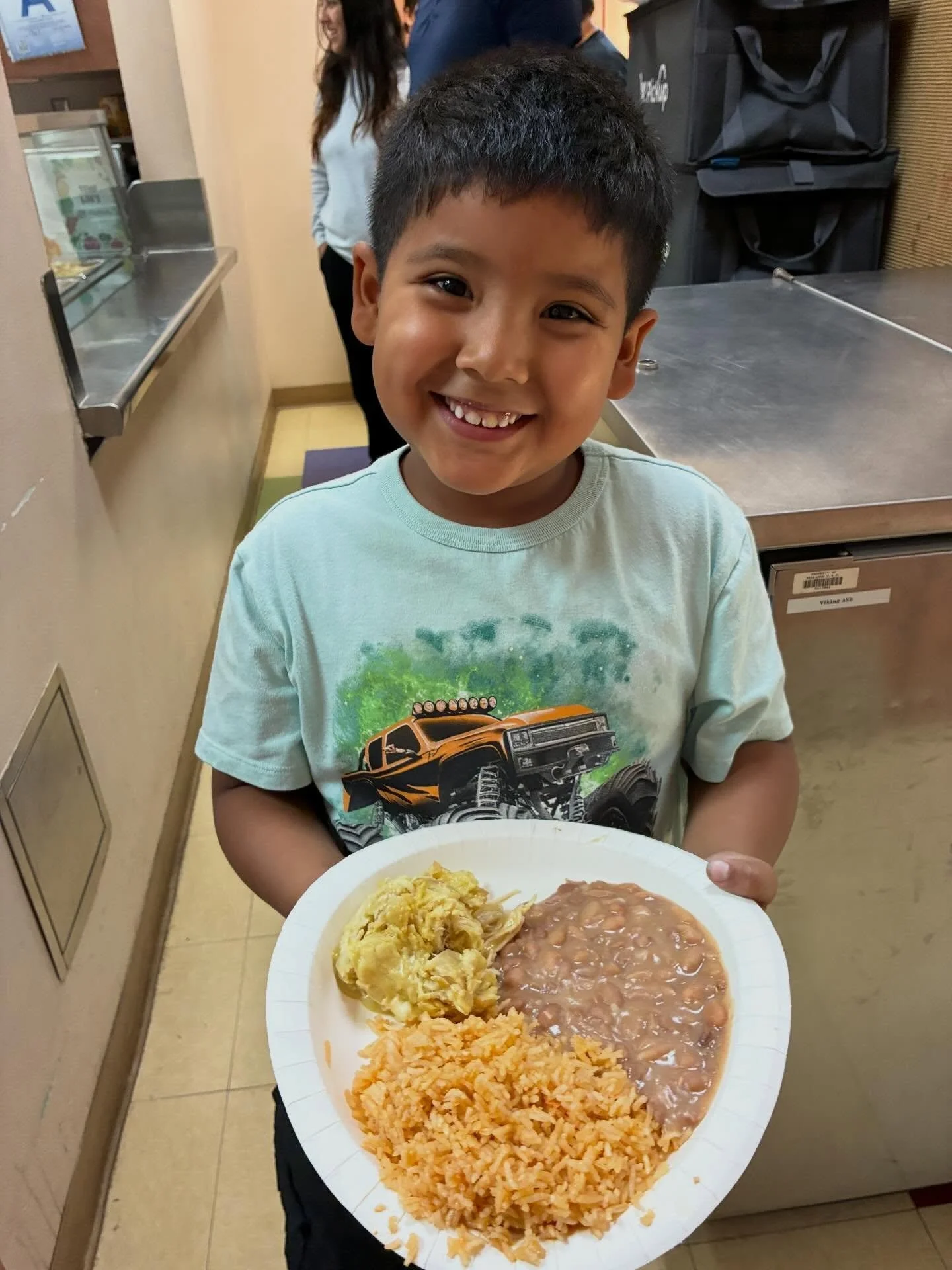 Good food, great company, and moments that matter. Our Family Dinners bring families together to share a meal, build behavioral health, and grow stronger&mdash;one night at a time. 🏡🩵

Thank you to the @thebehaviorlab for coming out and joining us!