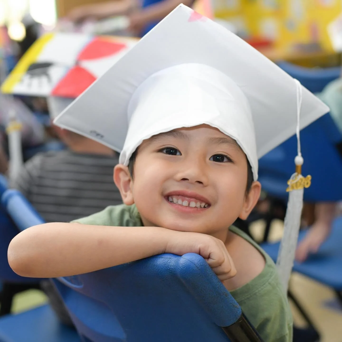 America graduates with little kids 🎓
Here is to our tiniest graduates and the bright futures they have ahead. 

#IEChildcare #ClubKids #LittleGraduates