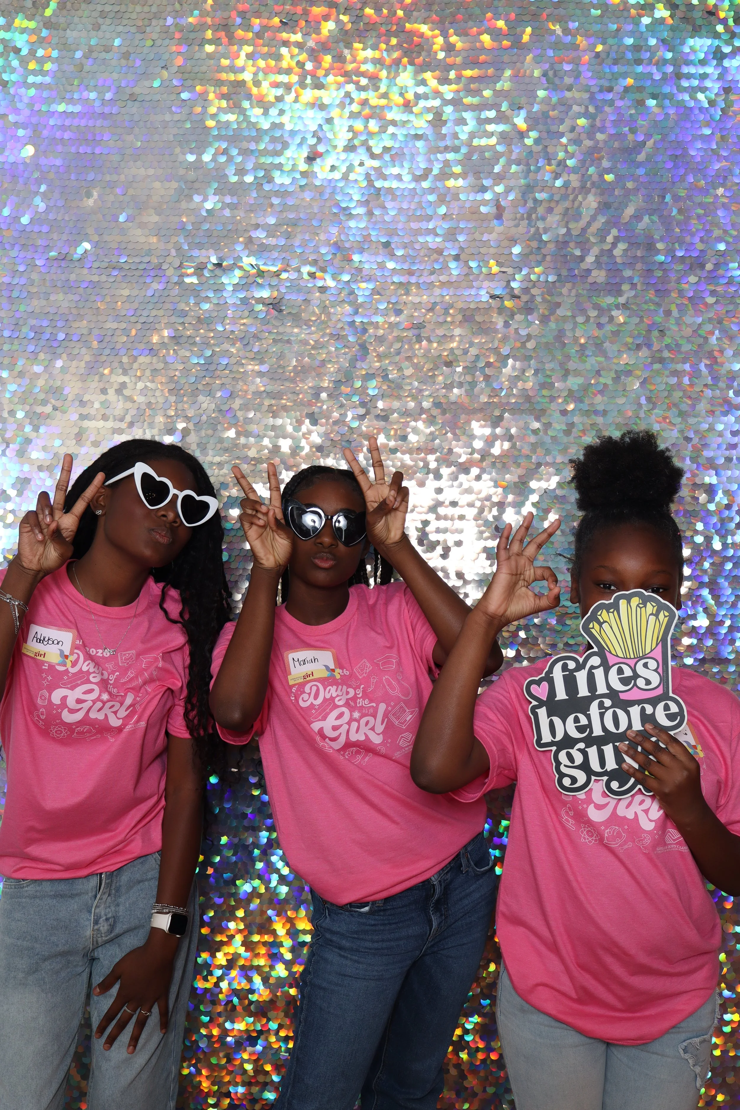 101426 Intl Day of the Girl Photobooth21.jpg