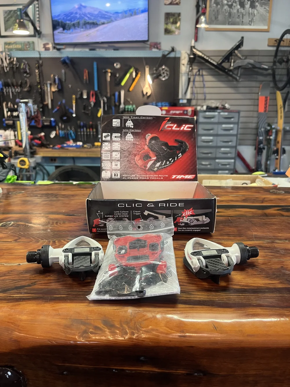 Time Racer iClic Carbon Clipless Pedals  The Gear Wizard