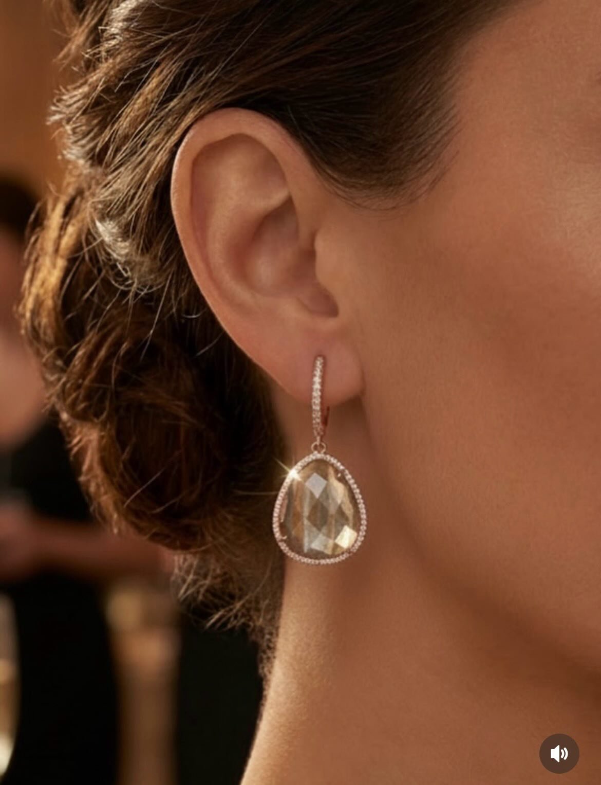 Abstract Halo Earrings ✨
From the Stardust Collection

Metallic dust glass stones glow softly within warm rose gold halos, capturing light with depth and dimension. Each pair reflects the quiet beauty found in contrast &mdash; strength and softness, 