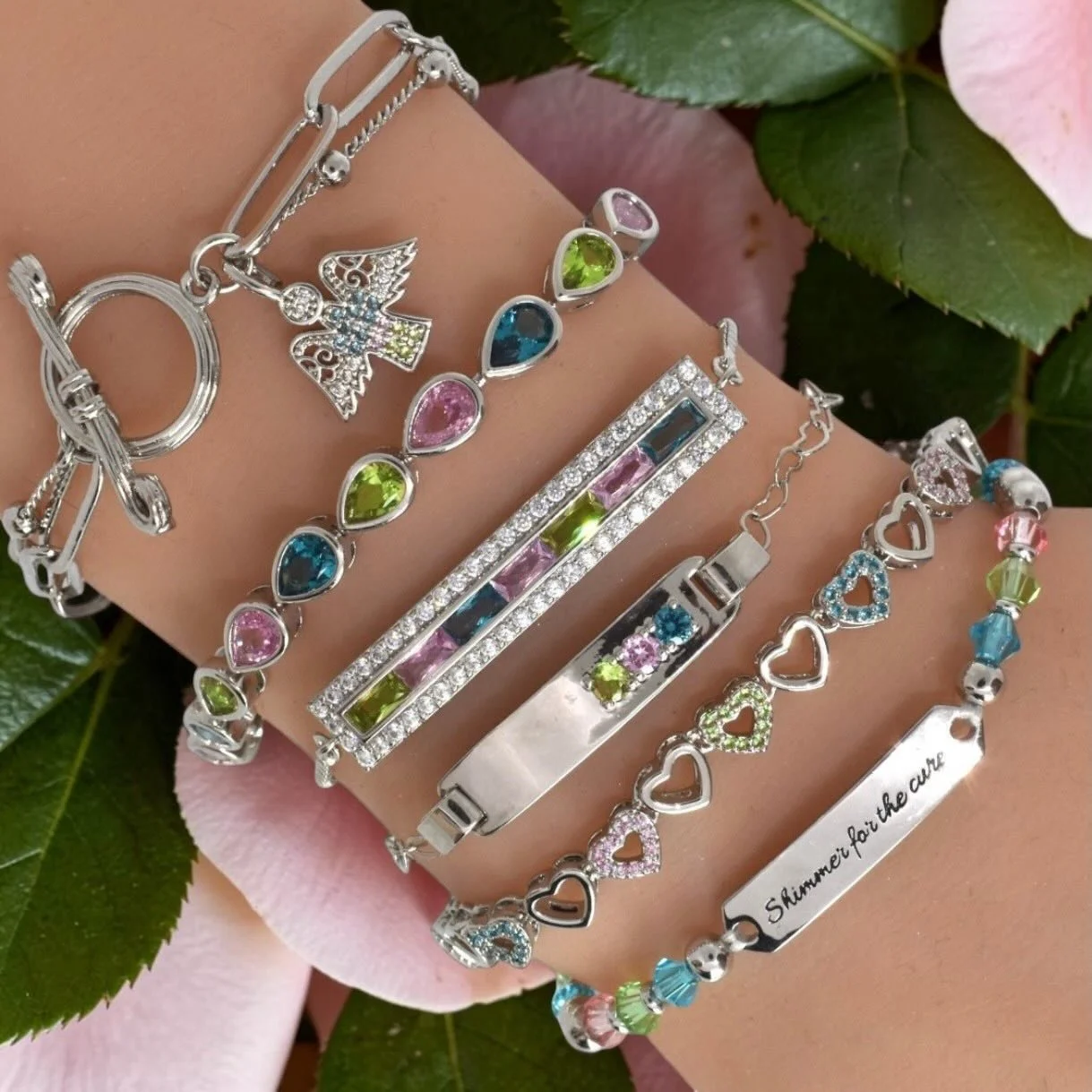 Rise &amp; shine, it&rsquo;s time to shimmer! Start your day glowing with our MBC Collection Bracelets. 
25% of the net profits are donated to METAvivor.  Link in bio.  #Shimmerbycindy #Shimmerforthecure #Metavivor #BreastCancerAwareness #Stage4needs