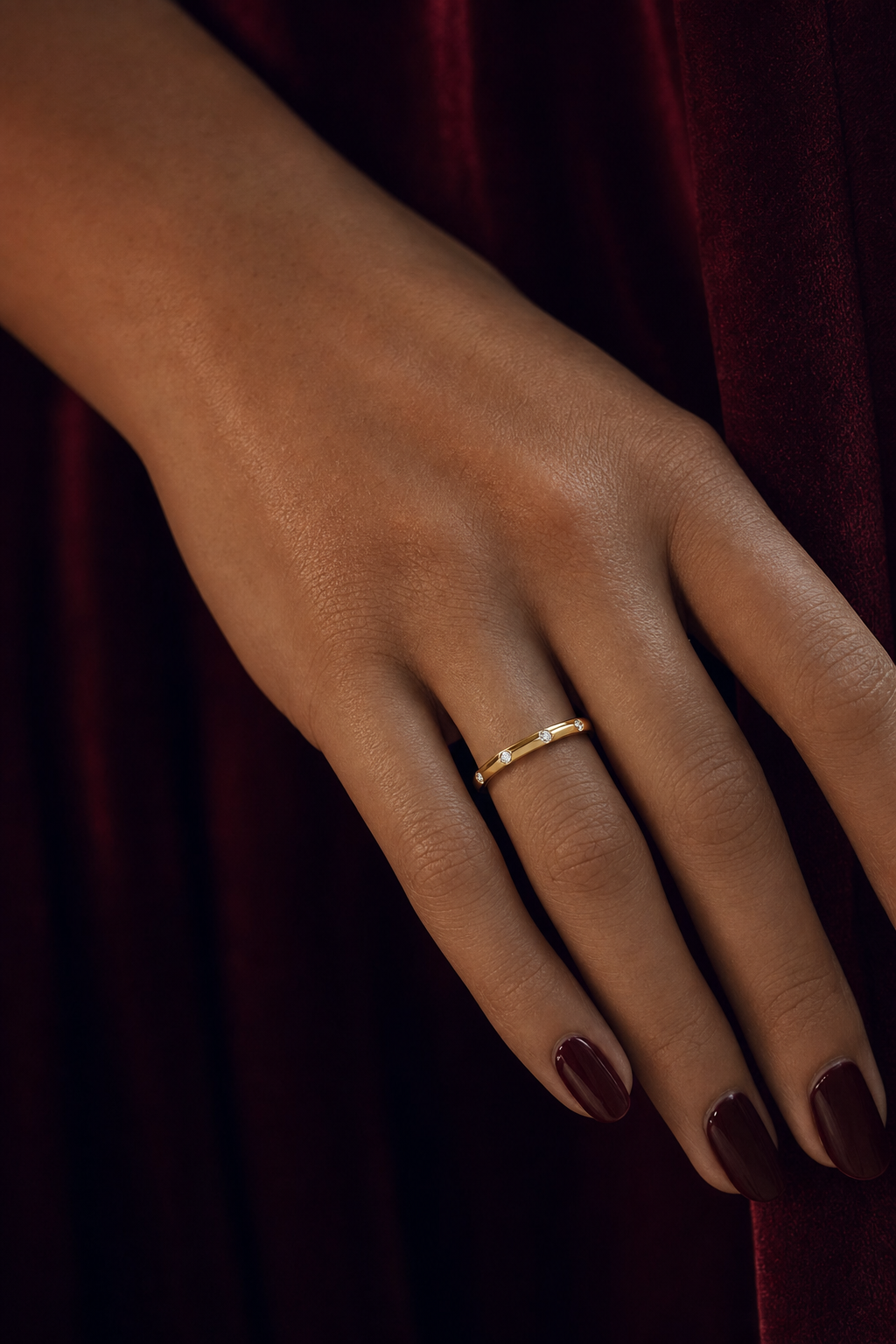 fall_bezel_band_v2_burgundy_close.png
