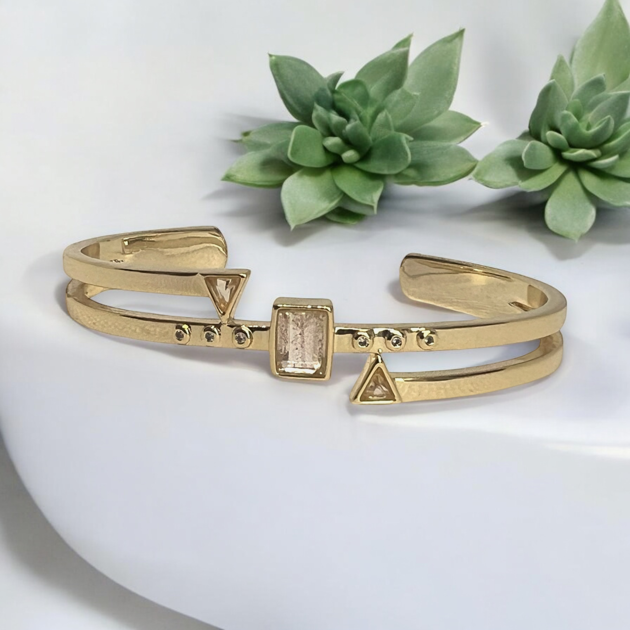 RN Illusion Cuff Bracelet Gold.PNG