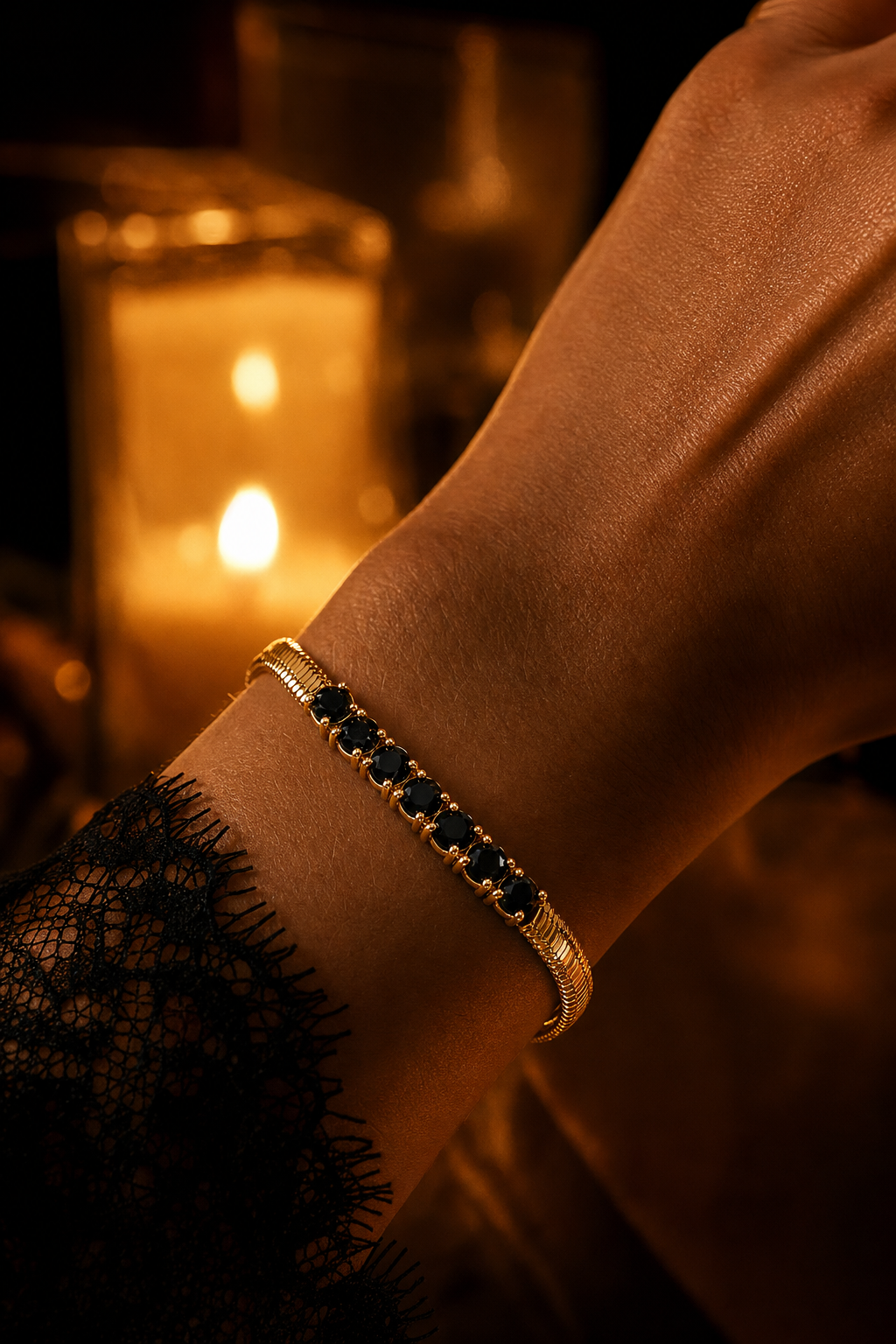 fall_herringbone_bracelet_v4_macro_close.png