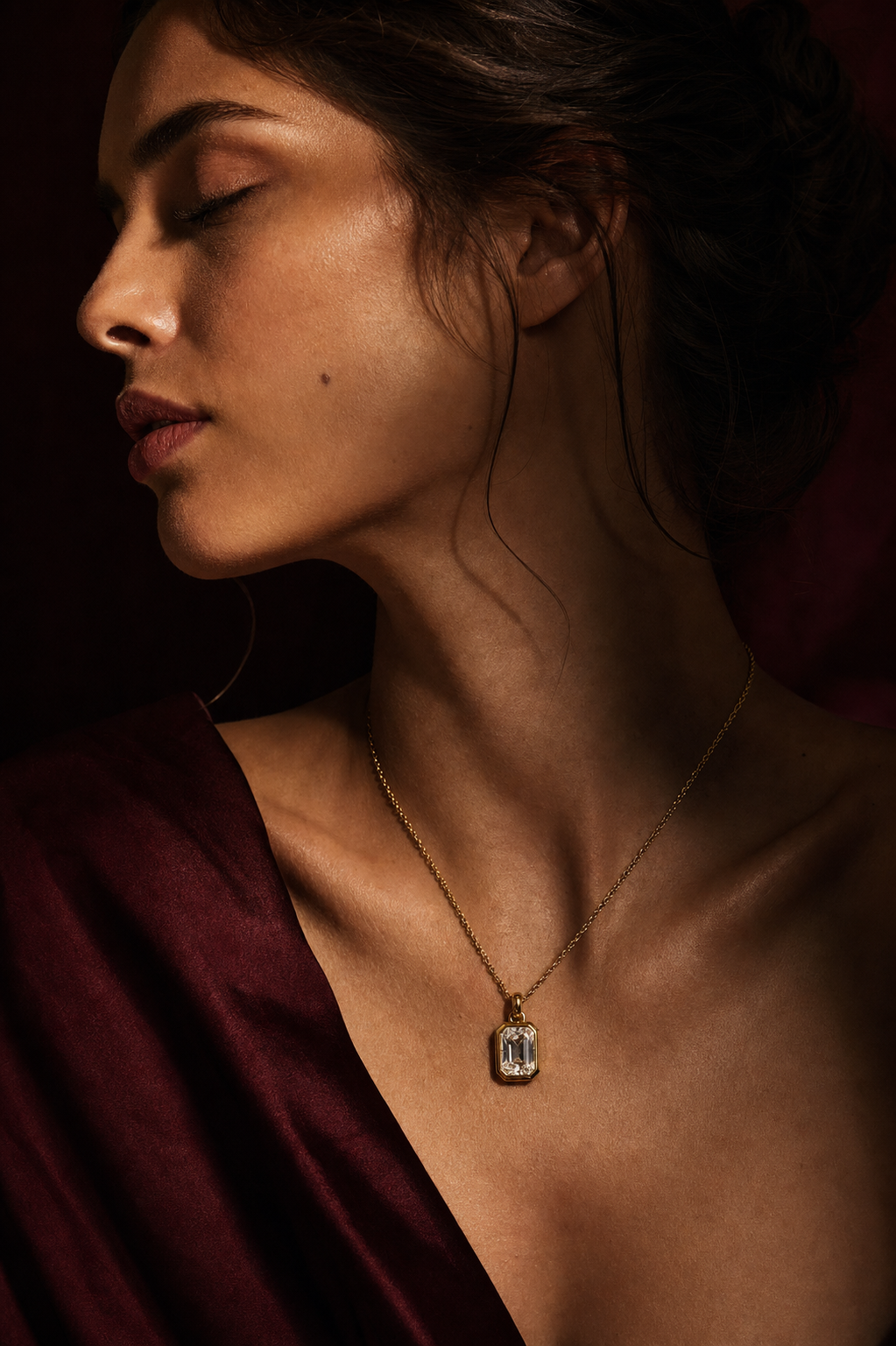 Radiant Bezel Pendant Necklace.2.PNG