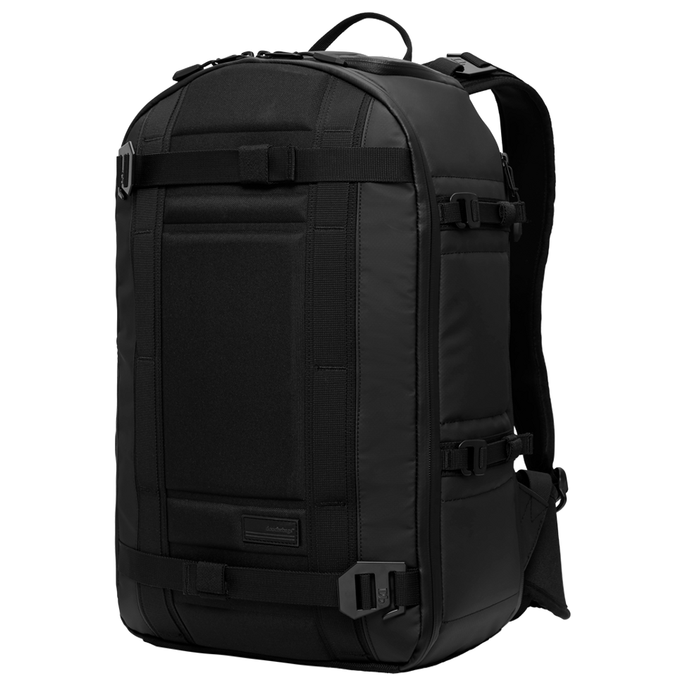 55a86-389_aa8226cb9d-01_black_the_backpackpro_02-full.jpg.png