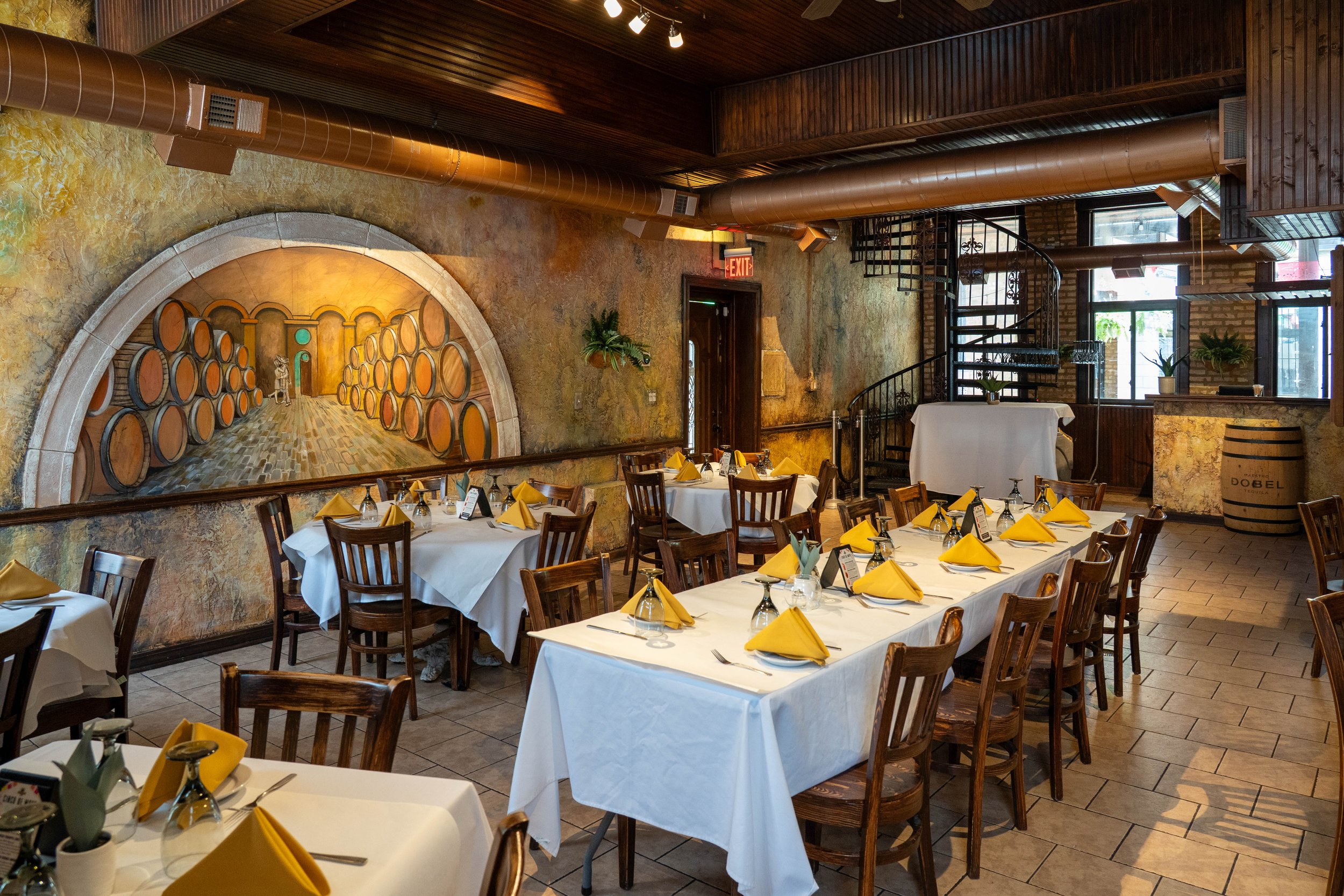 ENV_Interior_ElMariachi_034.jpg
