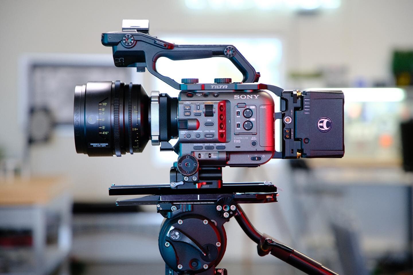 Check out this dynamic duo! @sonycine Fx6 w/ Blackwing7 Tribe7