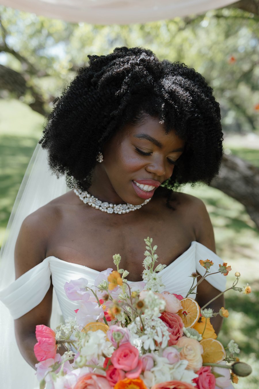 Erika-Elizabeth-Photography-Wild-Lovely-Events-Gold-Hill-Gardens-Sacramento-Weddings-Layout_0010.jpg