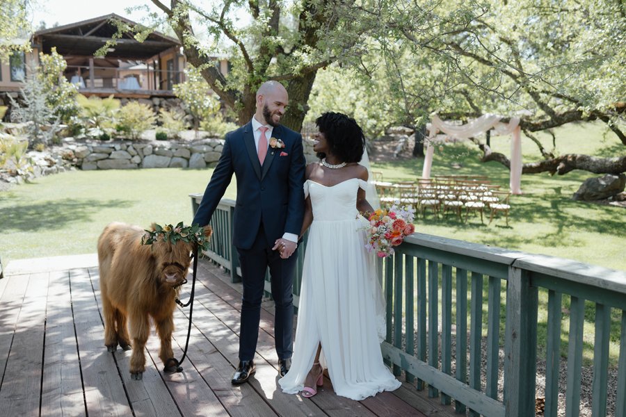 Erika-Elizabeth-Photography-Wild-Lovely-Events-Gold-Hill-Gardens-Sacramento-Weddings-Layout_0015.jpg