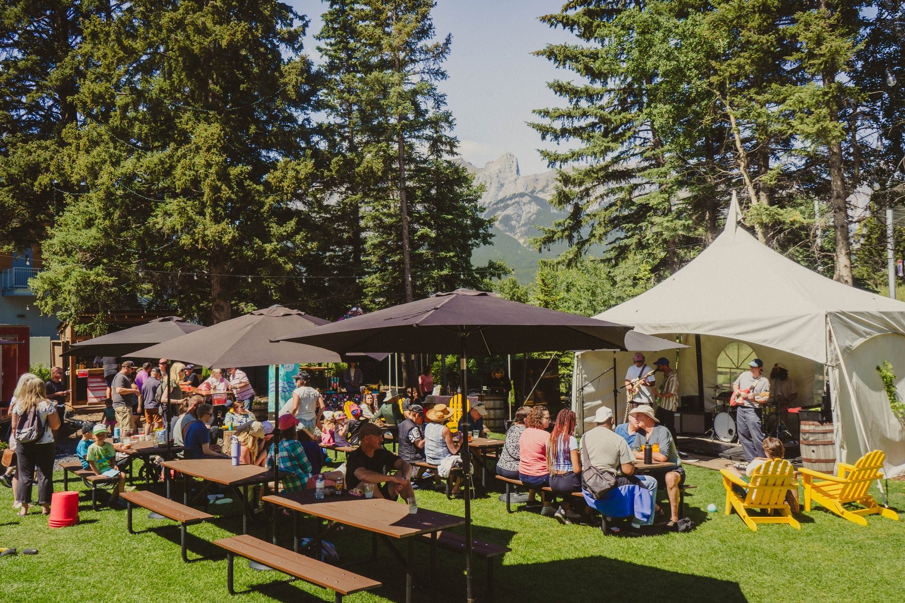 grizzly paw beer garden.jpg