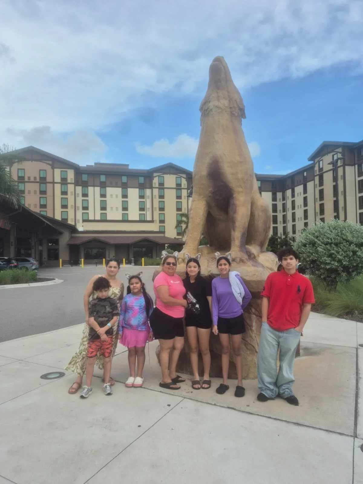 Great-Wolf-Lodge-4ab32ba5-f524-4f7b-ae40-db389bbf1abd.JPG