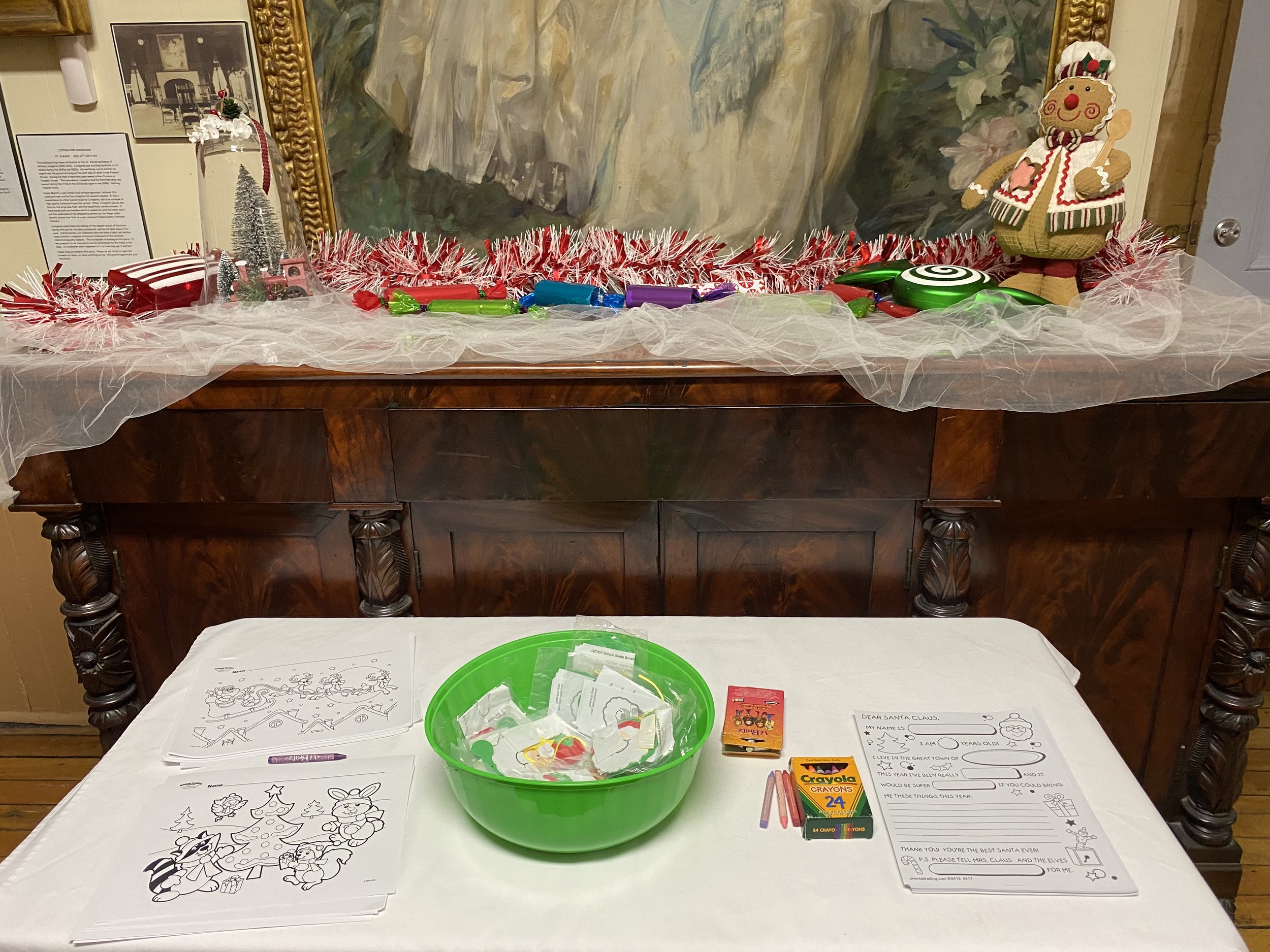 Santa_s Workshop Take-Home Craft table.jpg