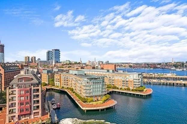 View from Battery Wharf along Boston's Harborwalk