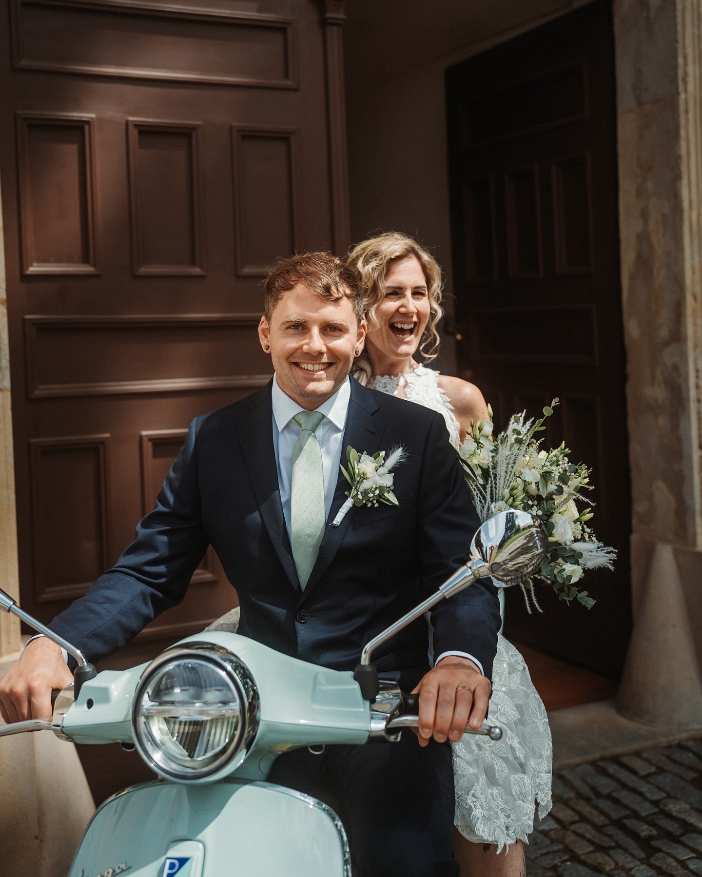IVETA &amp; JAMES💍

Zjistil jsme že můžu do př&iacute;spěvku narvat až 20 fotek m&iacute;sto 10 což pro mě vždycky bylo těžk&yacute; vybrat, ale teď to malinko uspokojuje moje potřeby🤣

Tak jak&aacute; se v&aacute;m l&iacute;b&iacute; nejv&iacute;c