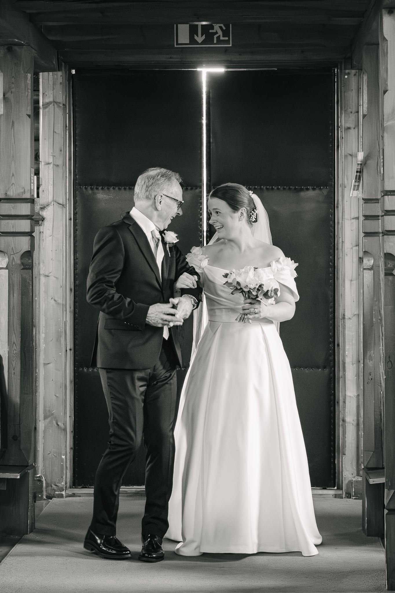 Hedda + Lisebeth _ Bryllupsfotografering - 02.jpg