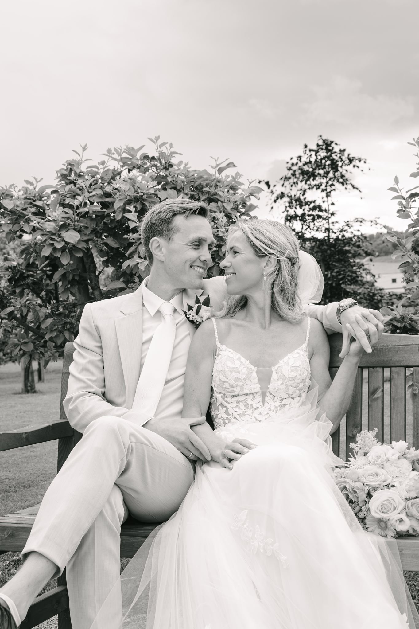 Espen + Hanne _ Bryllupsfotografering - 186.jpg