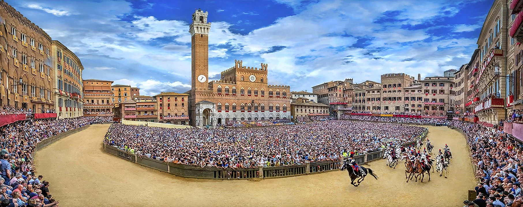 Siena Carabinieri ceremonial mounted charge with sabers drawn - Palio parade of Contradas - July 2024. -  Siena, Italy