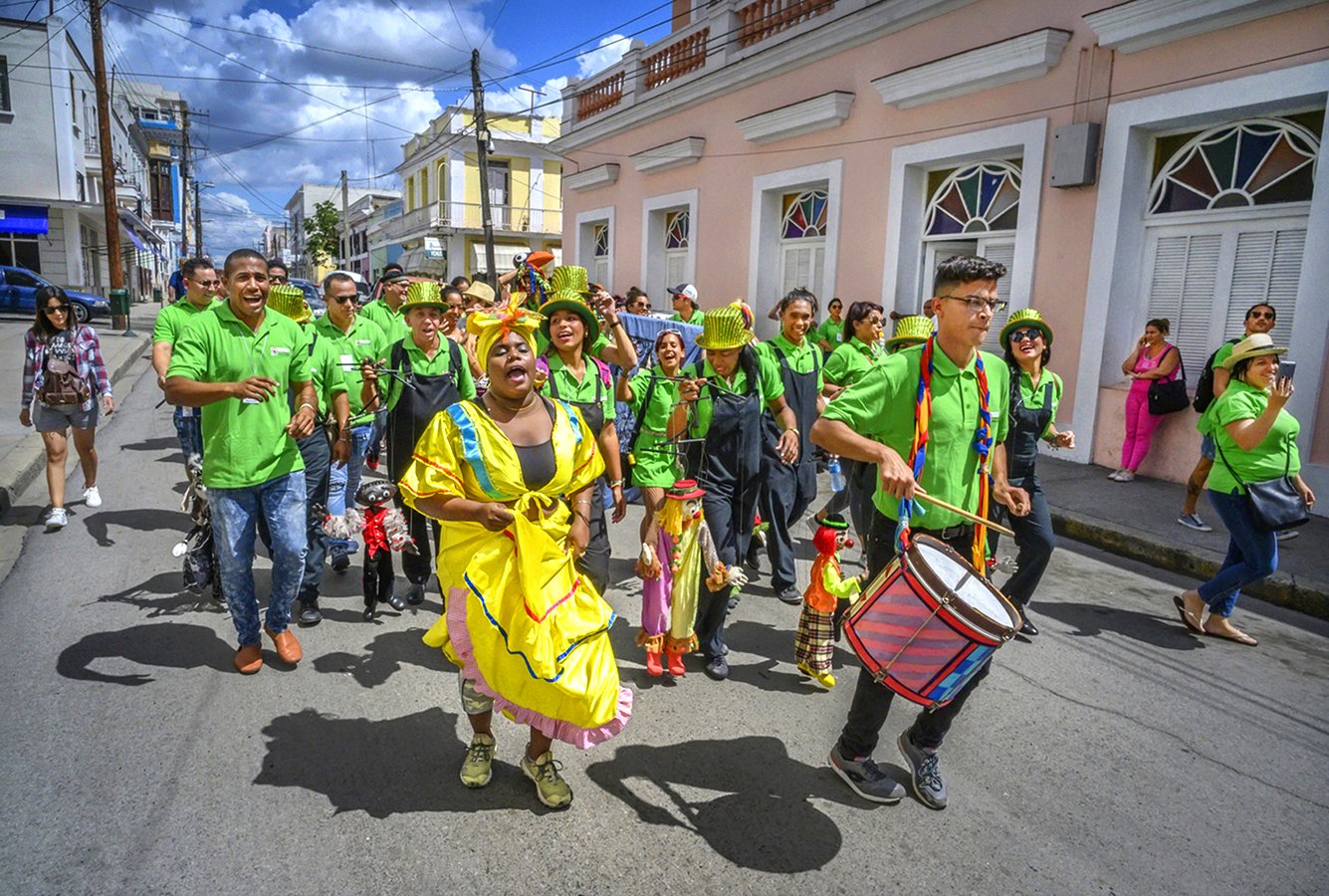 Puppet Troupe parade - Cienfuegos, Cuba 2019