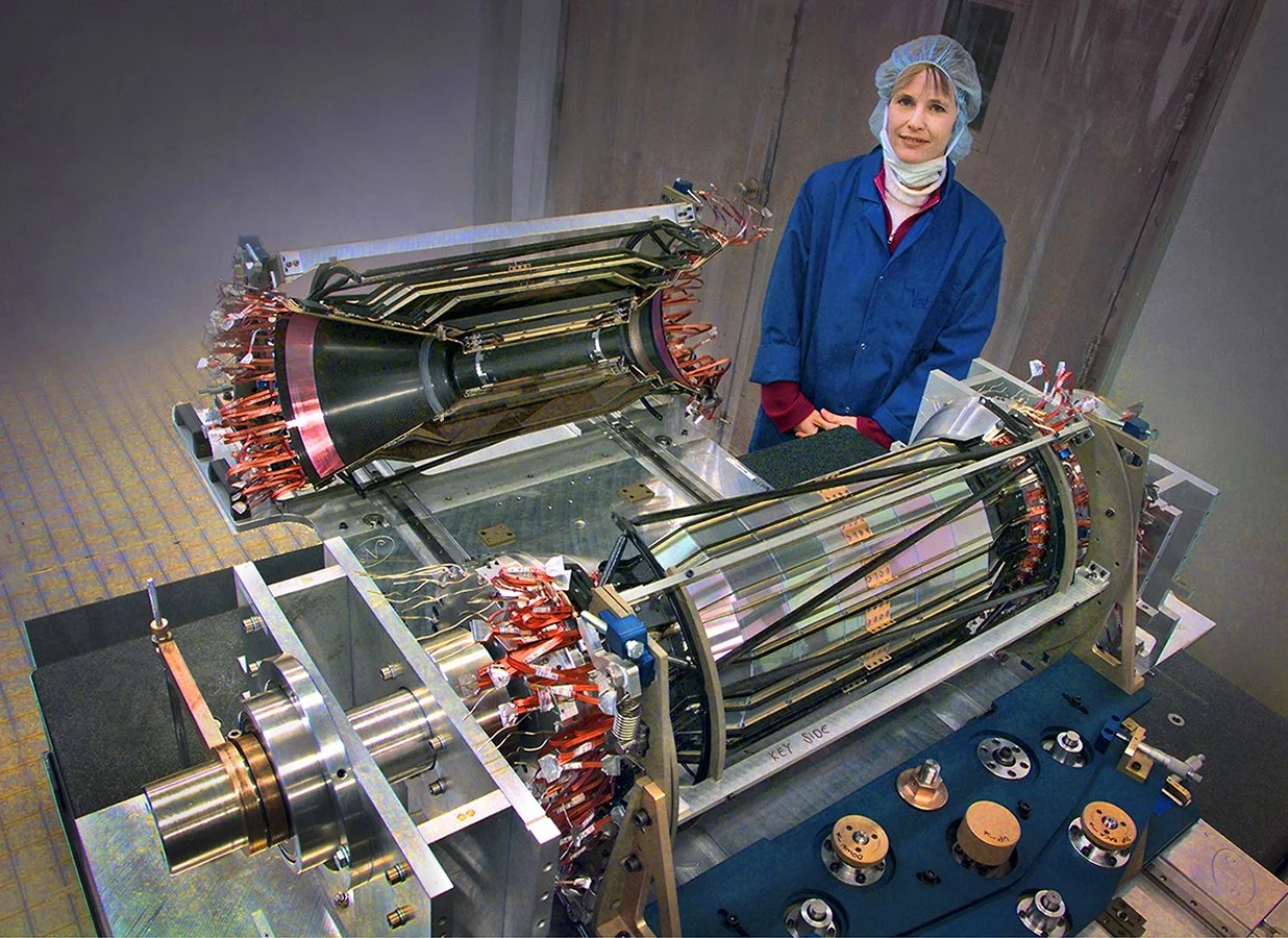 Natalie Roe - LBNL Nuclear Physicist with BABAR silicon vortex tracker - LBNL, Berkeley, California 1999 - client: US Dept. of Energy