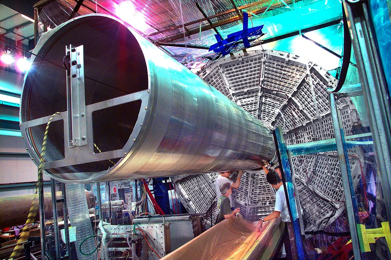 STAR TPC - Time Projection Chamber - installation inner field cage - LBNL - Berkeley, California 1997 - client: US Dept. of Energy