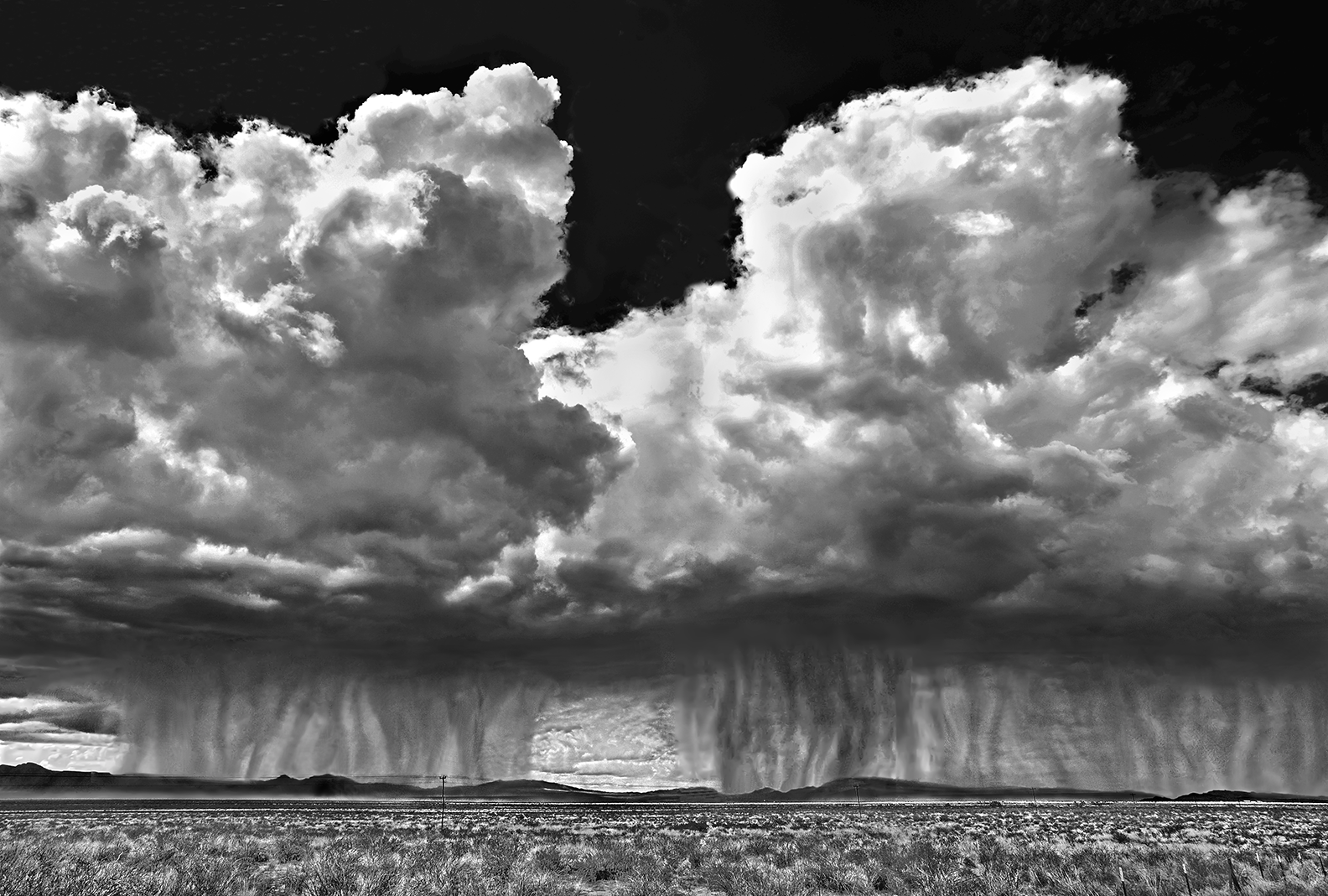 Thunderstorm downpour across the Plain - New Mexico 2009