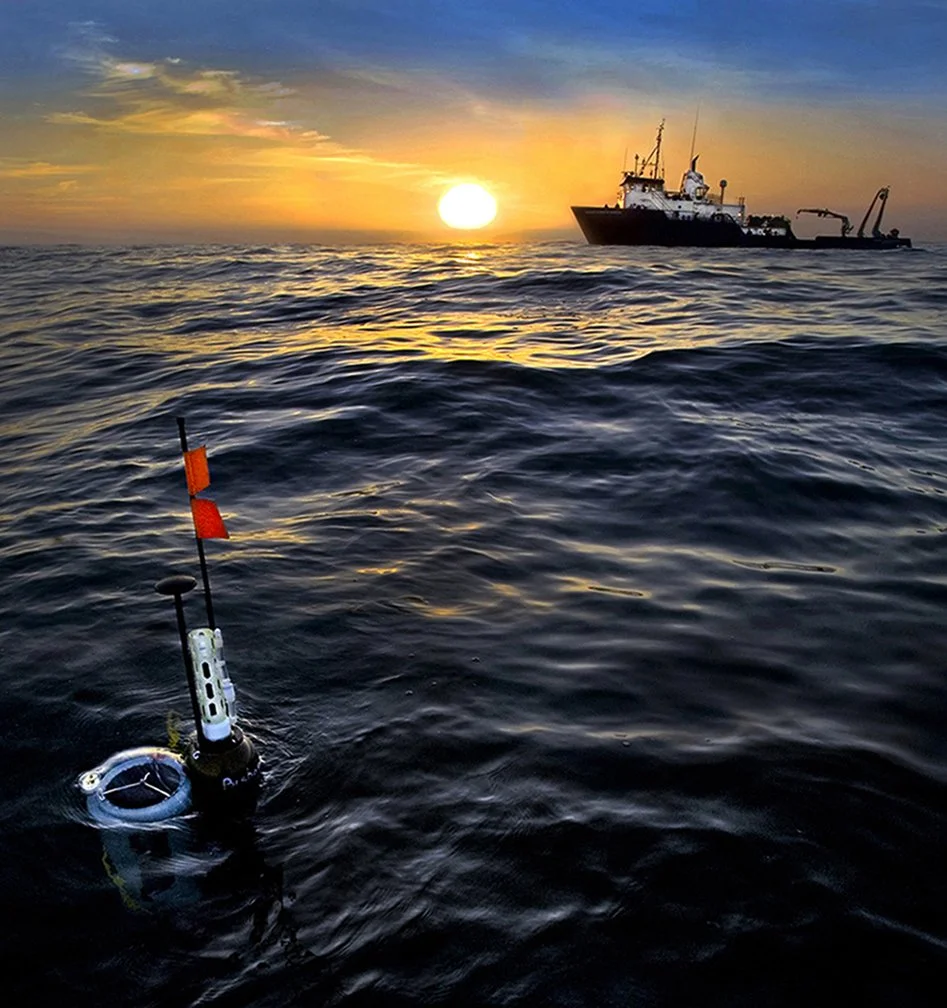 SOLO II Carbon Explorer robotic retrieval at sunrise - Pacific Ocean  2007 - client: US Dept. of Energy