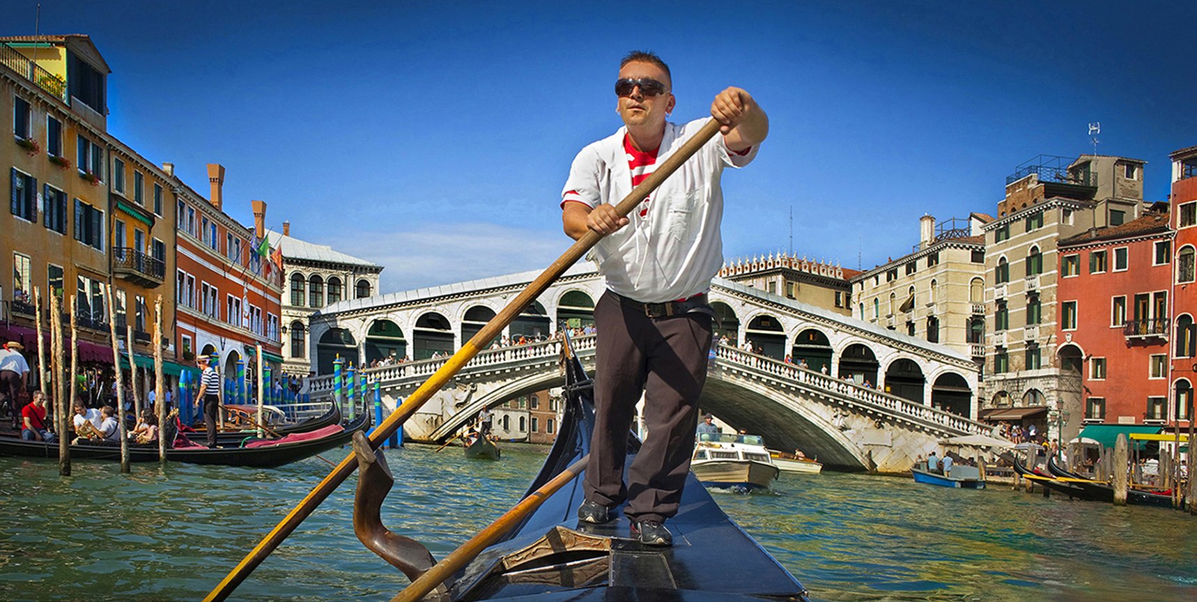 Igor - Russian Elvis singing gondolier - Grand Canal - Venice, Italy 2008