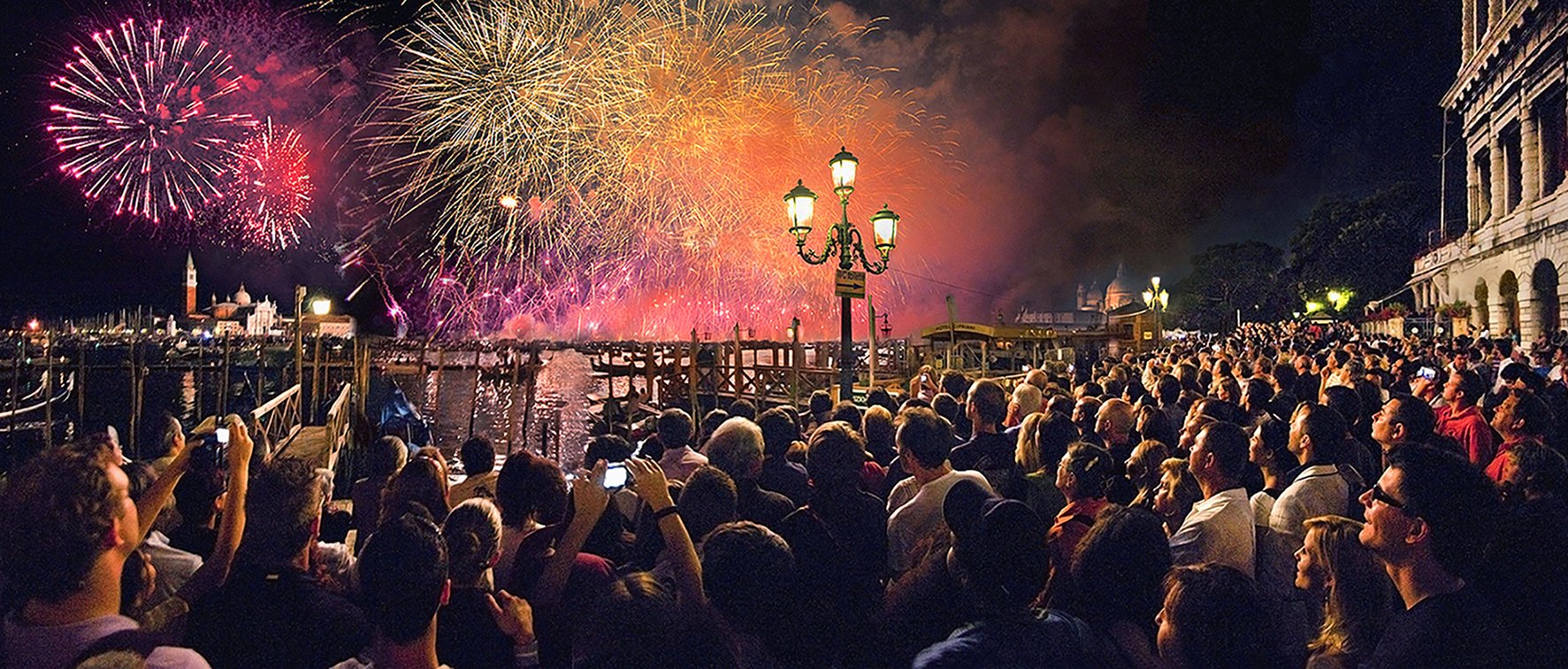 Redentore Festival Fireworks - Saint Marks piazza - Venice, Italy 2008