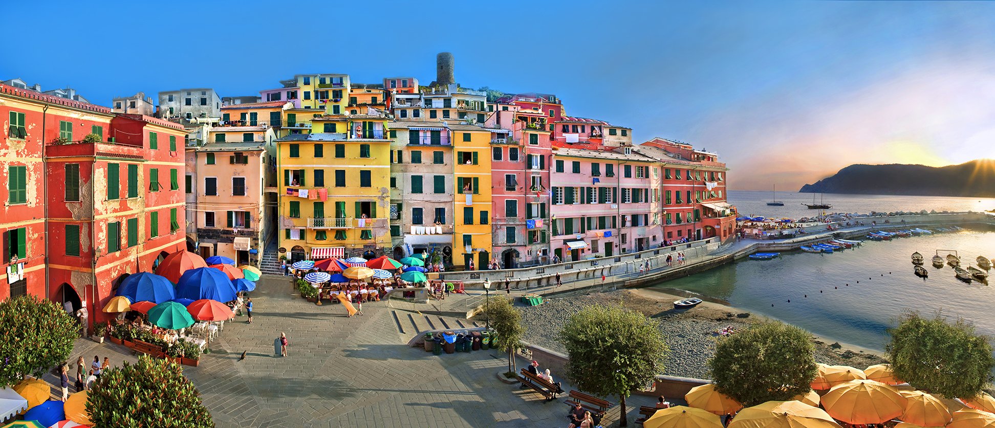 Vernazza at sunset - Cinque Terre, Italy 2008