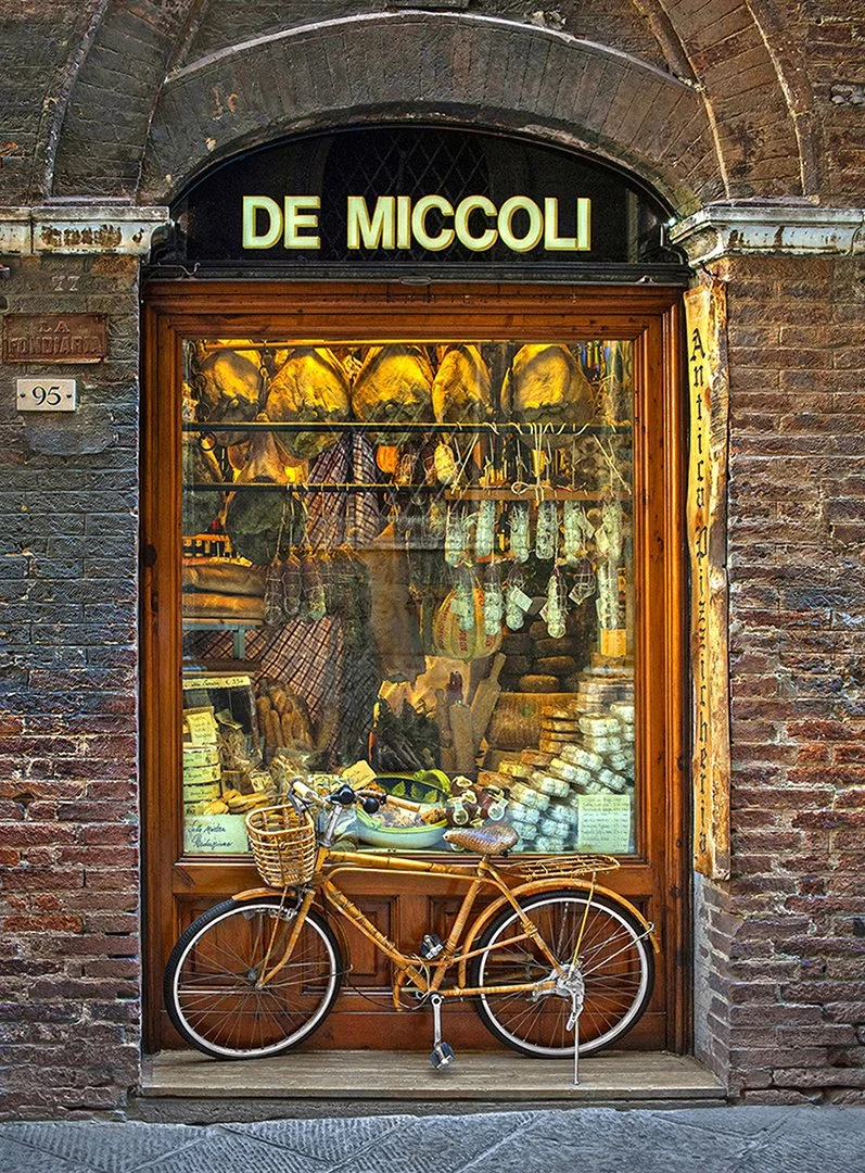 Bicycle at De Moccoli - Siena, Italy 2008