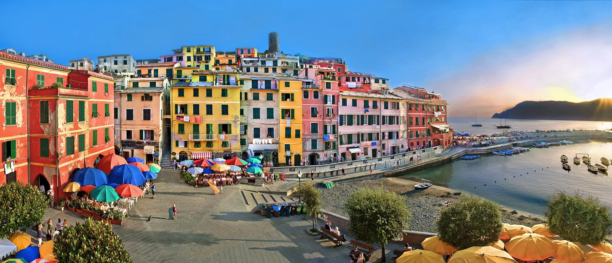 Vernazza at sunset - Cinque Terre, Italy 2008
