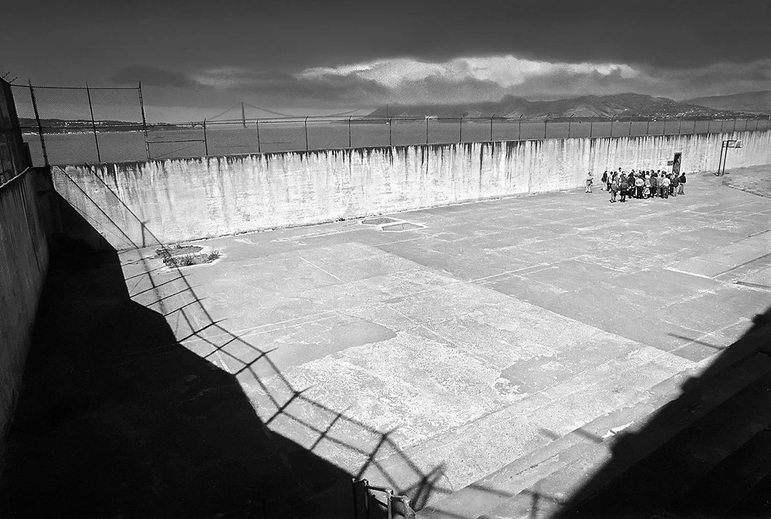 Alcatraz Federal Penitentiary - public tour group in the "yard" - San Francisco Bay 1975