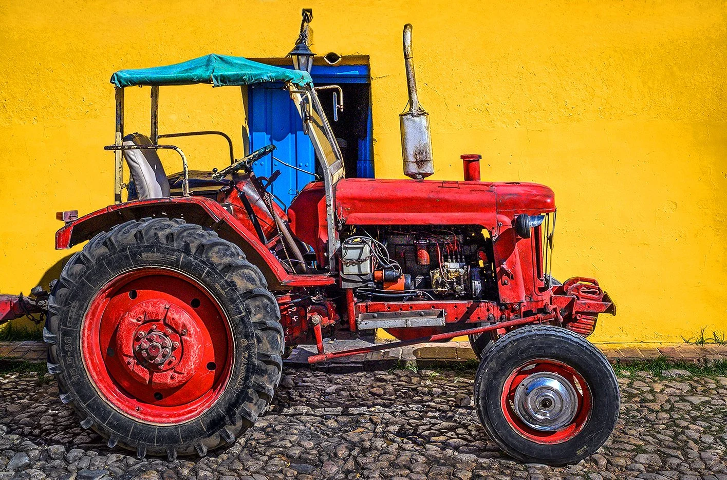 Red Tractor - early morning, streets of Trinidad, Cuba 2019