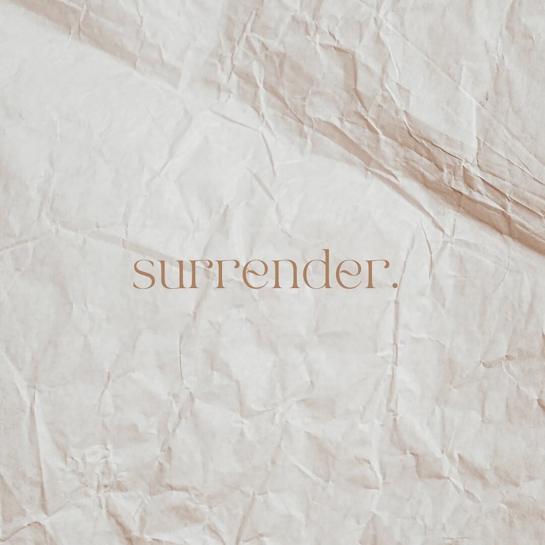 surrender&mdash;

surrender to each and every one of those waves, surrender that control you think you need to hold onto, surrender + let your body do exactly what it was made to do all along. surrender 🤍 

#birthdoula #utahbirthdoula #arizonabirthd