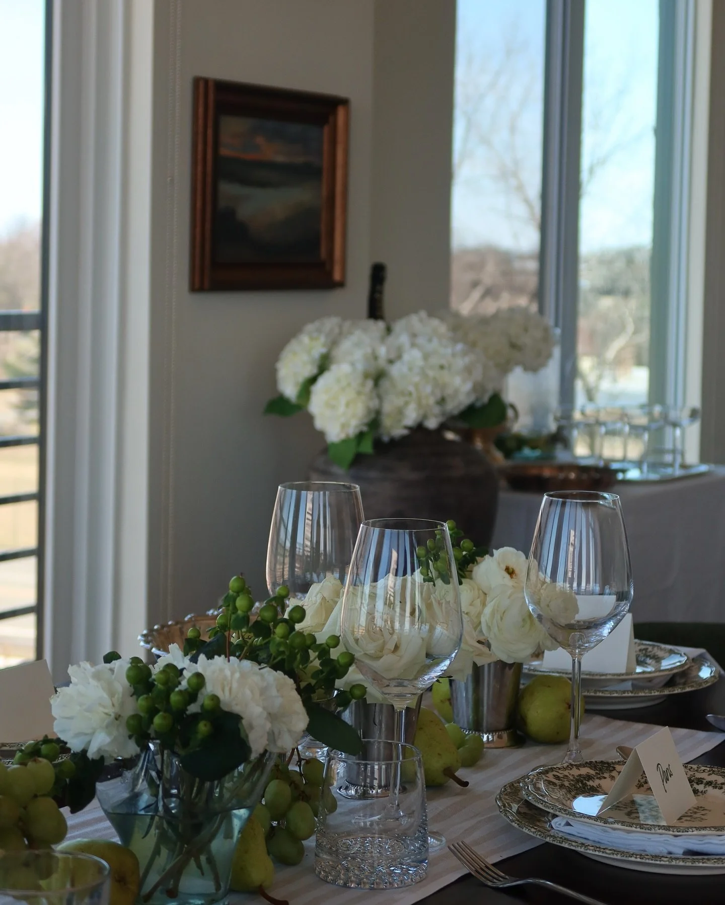 Hosting Without Performance: An Inherited Understanding of Hospitality