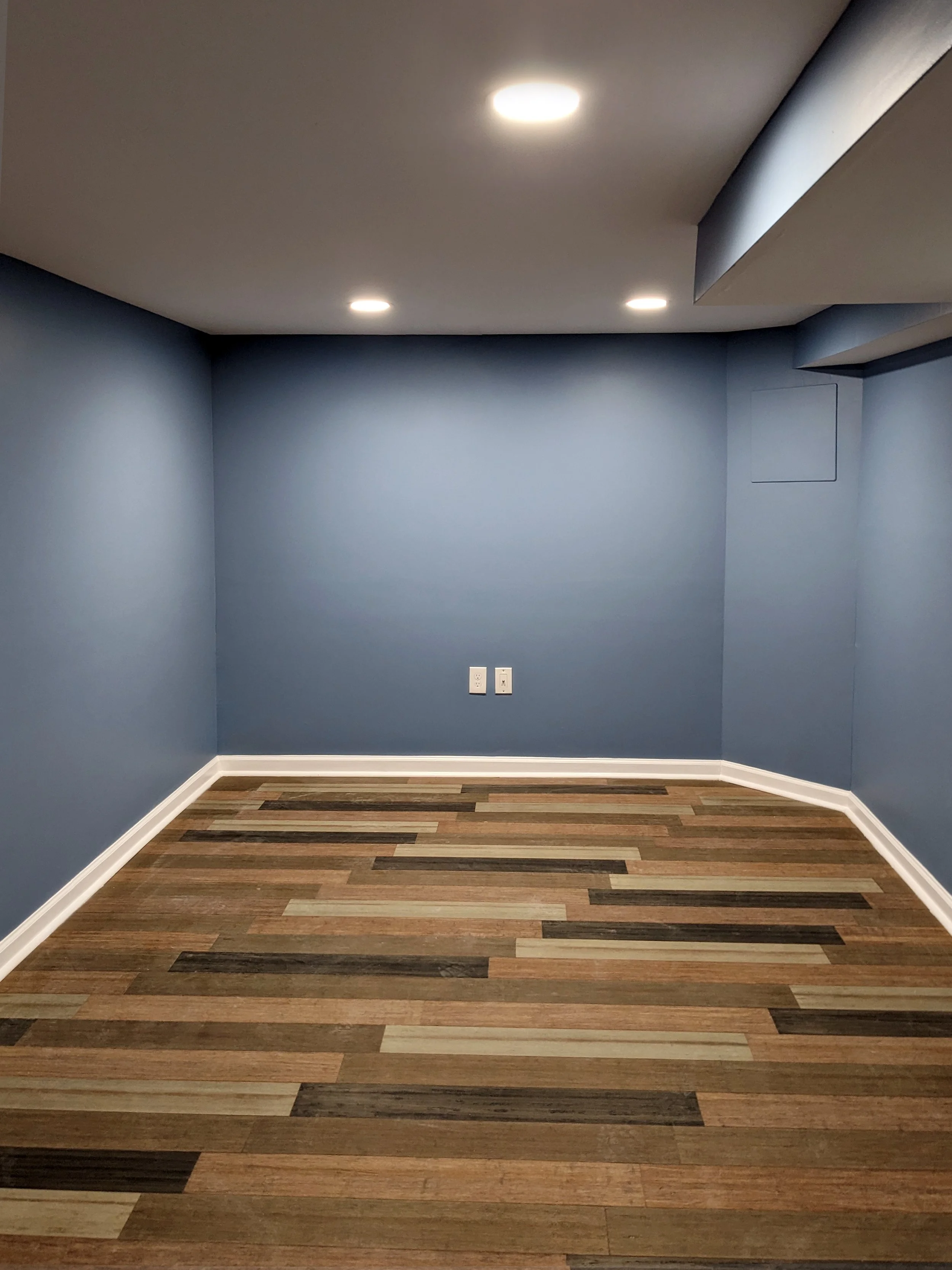 Darren - Basement 003.jpg