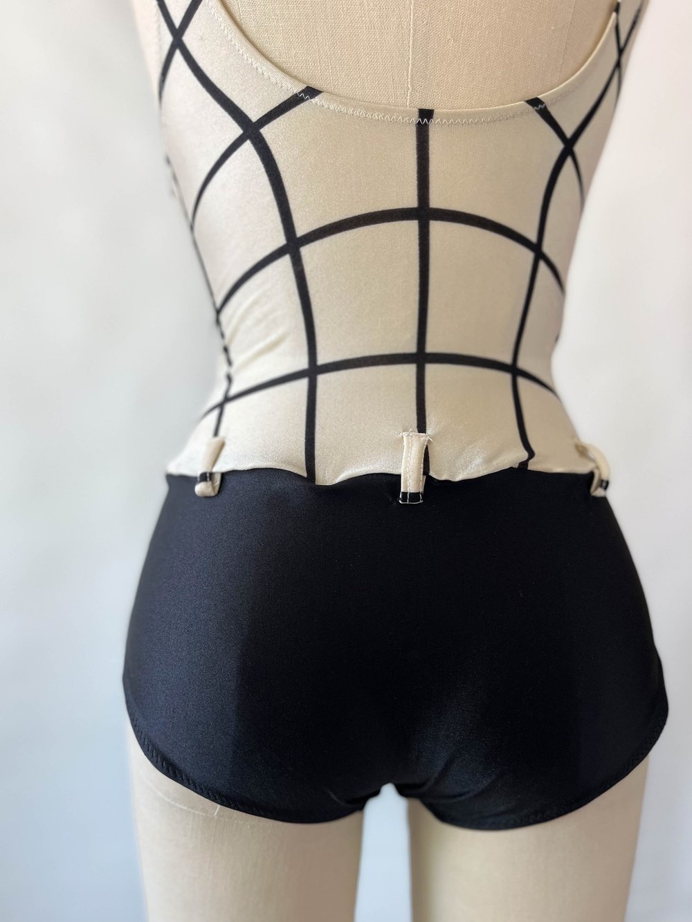 1980s Gottex Black & Cream Swimsuit (Fits M/L)